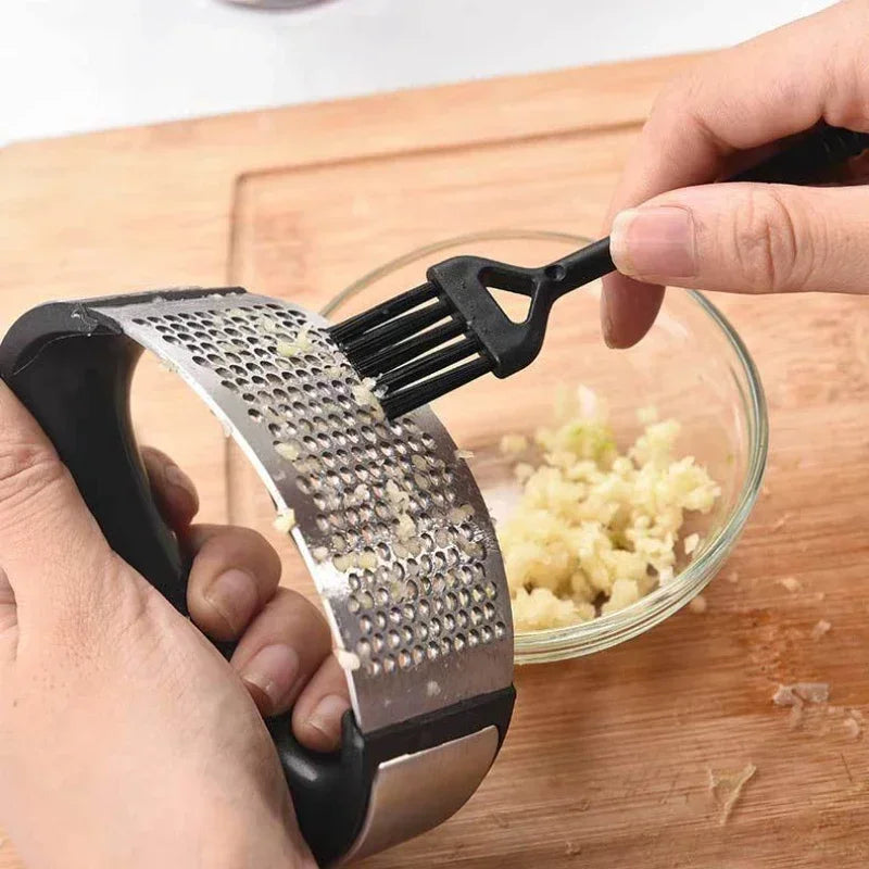 The Allium Artisan: Multifunctional Garlic Tool